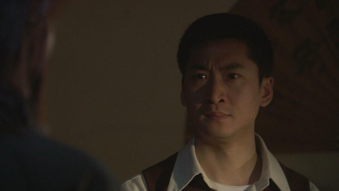 2017年娱乐圈大事件频发!薛之谦一落千丈,何洁快被击垮?