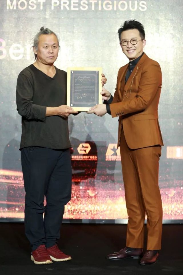 口碑炸裂的励志电影摔跤吧爸爸,中国年度十大电影排行榜