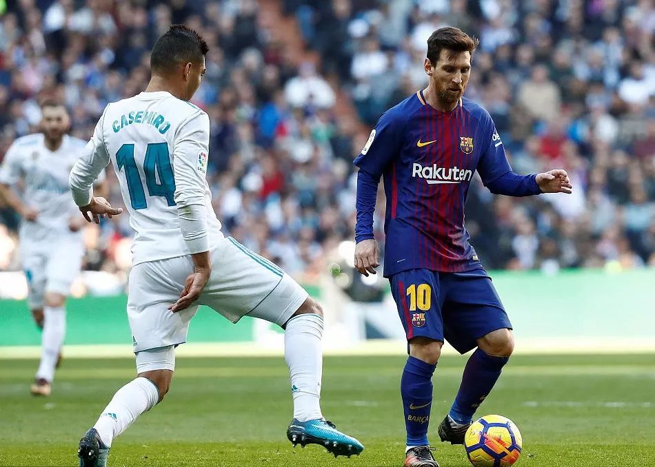 皇马惨败巴萨原因,皇马对阵巴萨皇马惨败的时刻