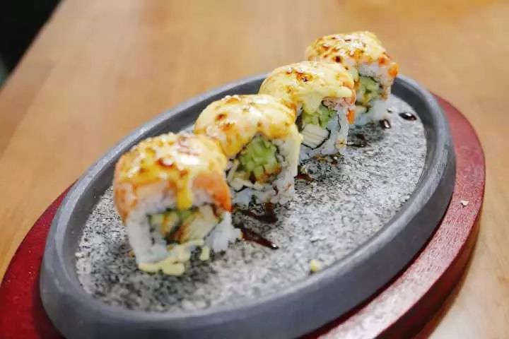 永远在限购的东京超人气泡芙棒，只开30天的魔都网红冰淇淋来杭州