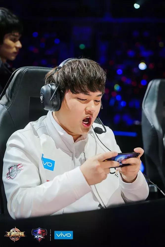 昨日回顾图片,2019年巅峰对决图片