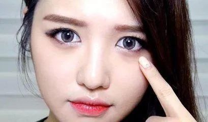 睫毛对妆容的重要性,睫毛对人的影响