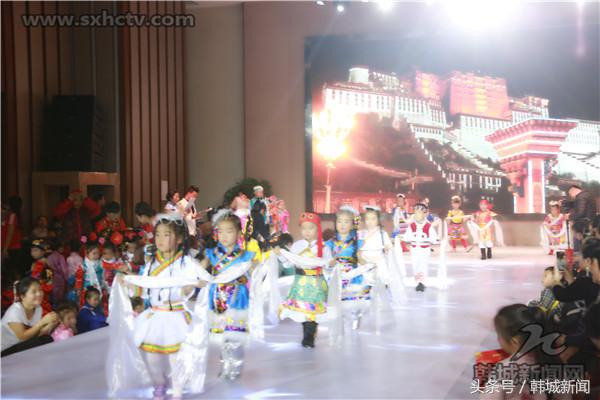 格林童话活动,格林童话幼儿园六一文艺汇演视频