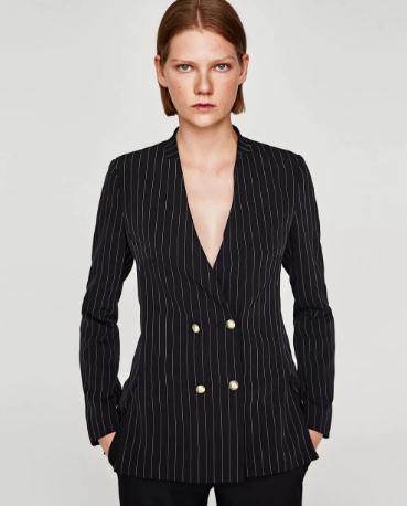 zara折扣季降了一半价还会再降么,又到一年一度打折季zara试衣间