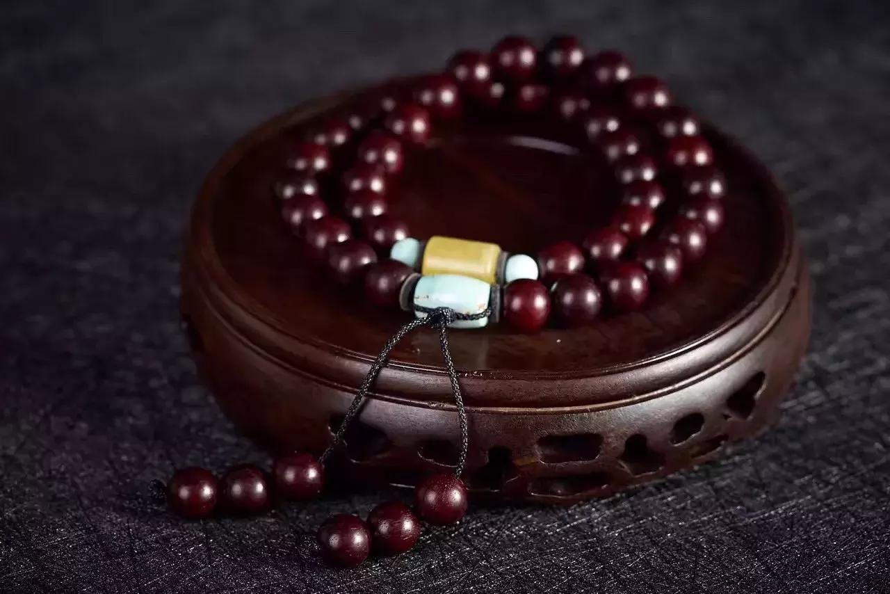 手串太松有什么好办法,手串太松或太紧怎么办