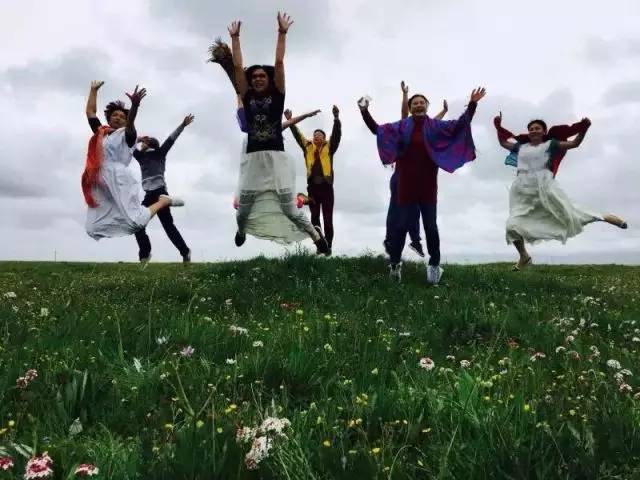 她，用旅行，战胜了癌症。