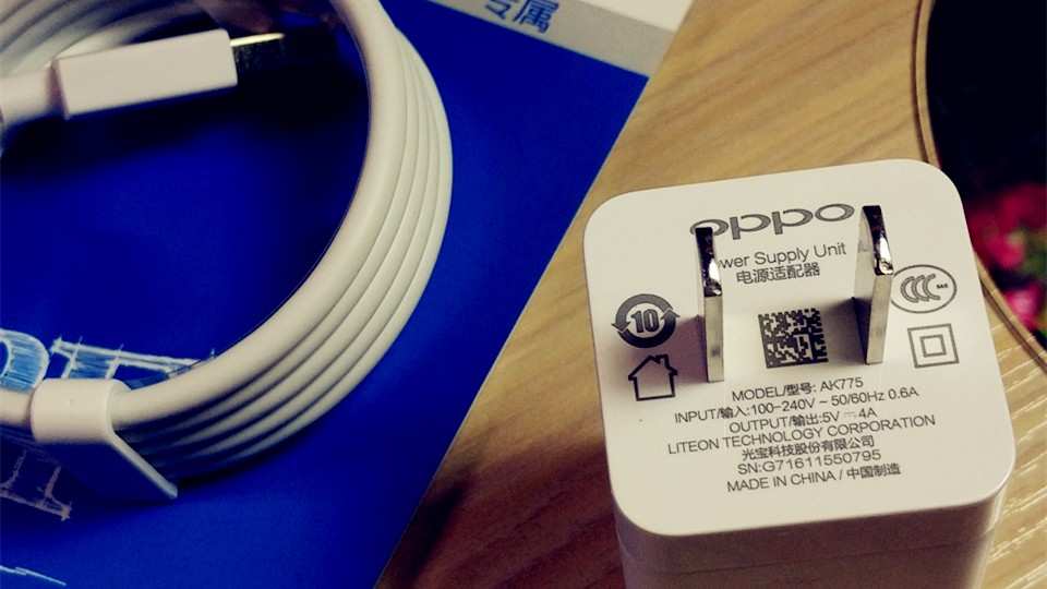 明明可以靠颜值偏偏你要拼实力,明明能靠脸偏偏拼才华