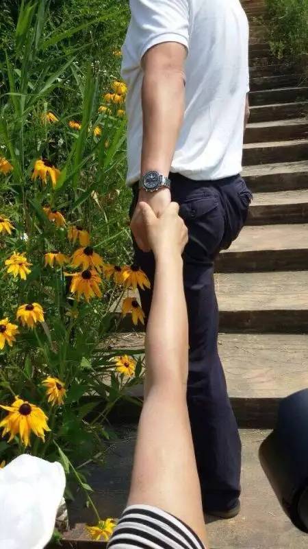 她，用旅行，战胜了癌症。