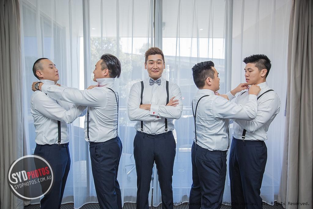 伴娘主持堵门开场白,伴娘堵门伴郎的回答