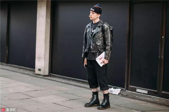 如何选择一款穿着舒服的马丁靴,马丁靴怎么选择比较百搭