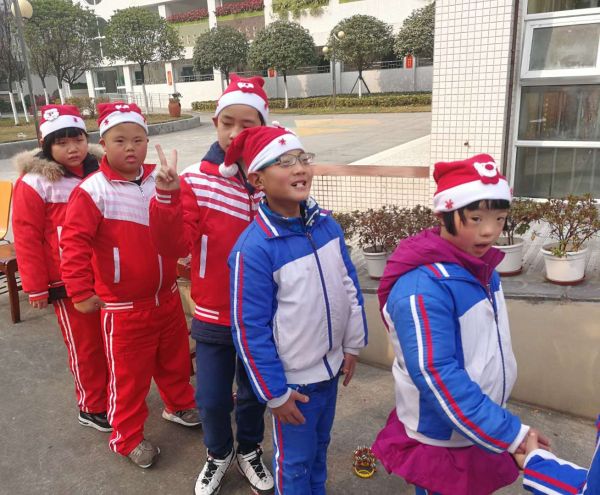 萨马兰奇杯高中足球联赛,萨马兰奇气排球比赛