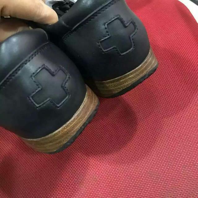 普拉达和迪奥谁好,普拉达与普瑞达一样吗