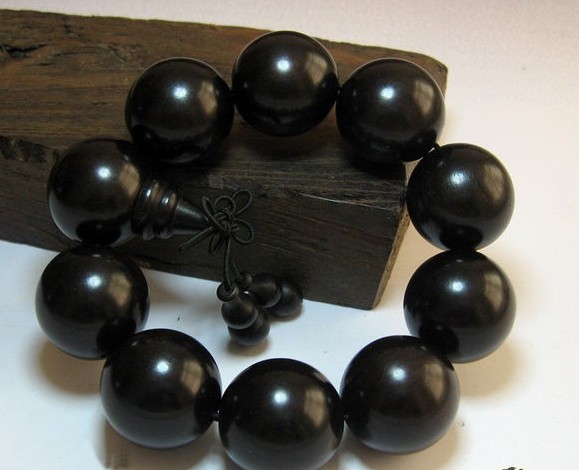 木质佛珠手串,佛珠手串用什么木质最好