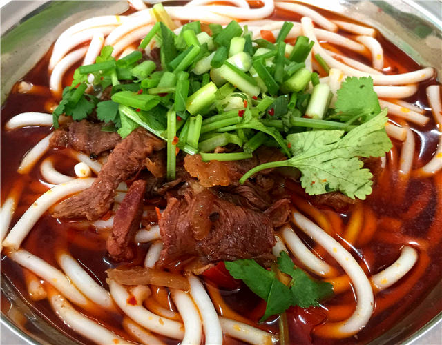 湖南邵阳妹子征婚启事,96后邵阳单身女孩征婚