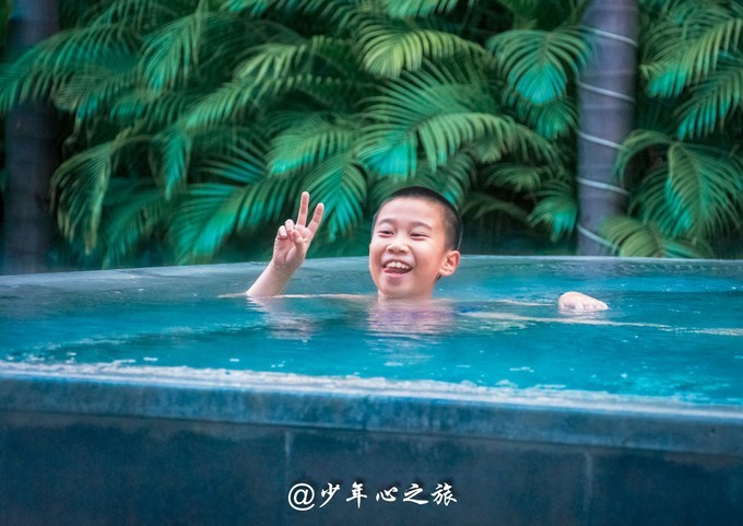 世界五大温泉胜地 (温泉旅游攻略全球六大最美温泉)