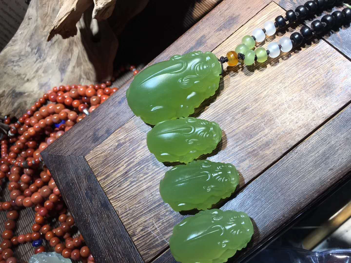 玉石微信扫一扫鉴定玉石真假,玉石的鉴别方法和技巧