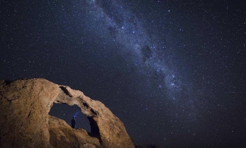 宇宙那么大为什么不叫太空,宇宙这么大为什么没发现生命呢