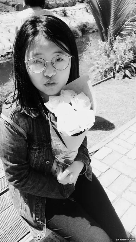 华裔女学生在美国发生交通事故,中国留学生新西兰车祸遇难