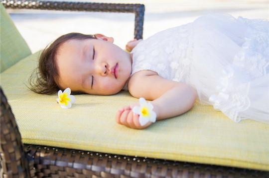 带着一家子来海边,带着一家子去旅游