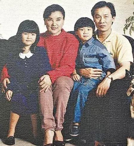 整容失败嘴巴歪斜现状,整容失败鼻梁歪了半年