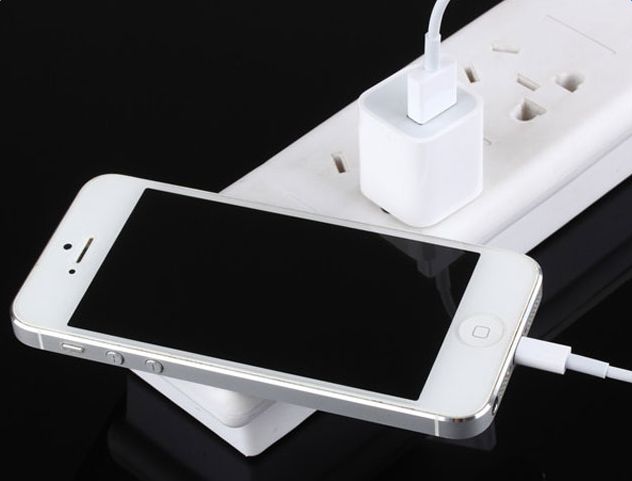 智能手机电池老化换一个能用多久,影响手机电池寿命的到底是什么