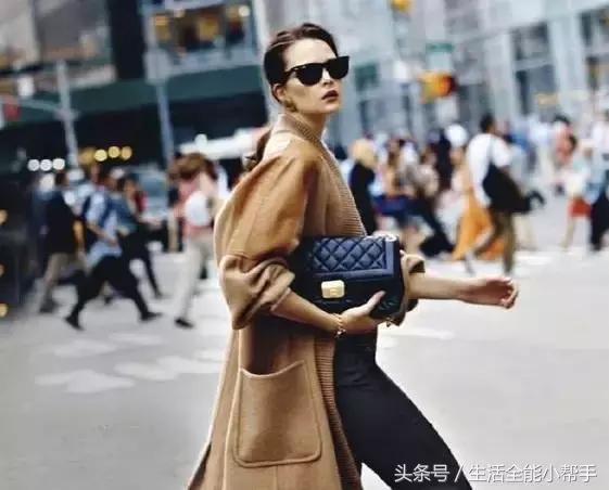 黑色裤子粘毛怎么洗能彻底解决,黑色裤子粘毛妙招巧解决