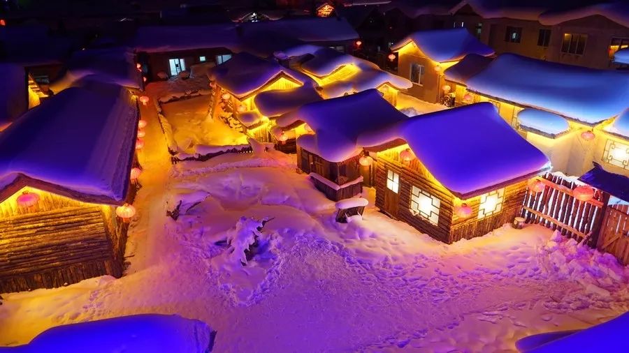 恋与制作人伴你身边,恋与制作人在你身边选谁比较好