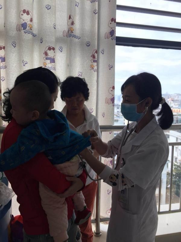 三亚市人民医院强还是中心医院好,三亚人民医院排名榜