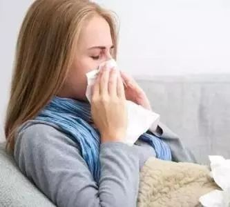 感冒后为什么睡觉不流鼻涕,感冒后为什么睡觉就鼻塞