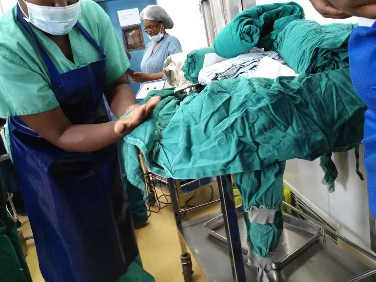 南阳中心医院裴飞舟医生,南阳中心医院裴飞舟