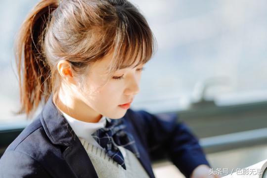 佳能85mmf1.4实图及报价,佳能85mmf1.8人像测评