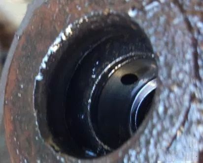 挖机涡轮增压器有什么用,每个挖机都有涡轮增压器吗