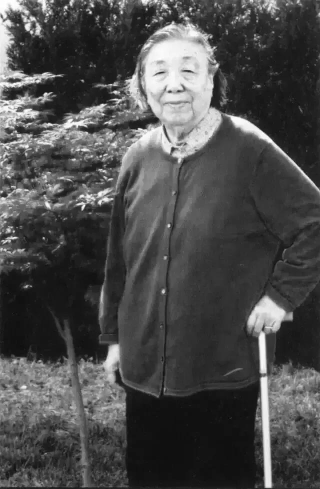 这两位90后的同框,告诉你什么是青春万岁丨2017“感动师大”新闻人物温情揭晓