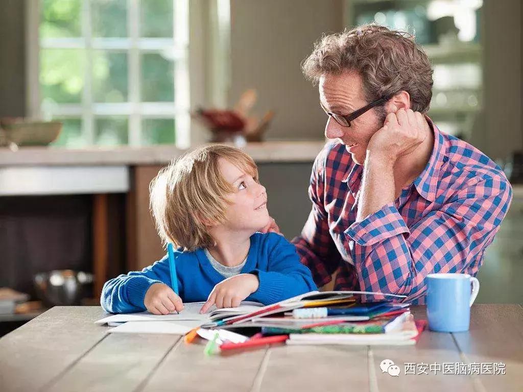 家长怎么跟抽动症孩子沟通,抽动症的孩子怎么沟通