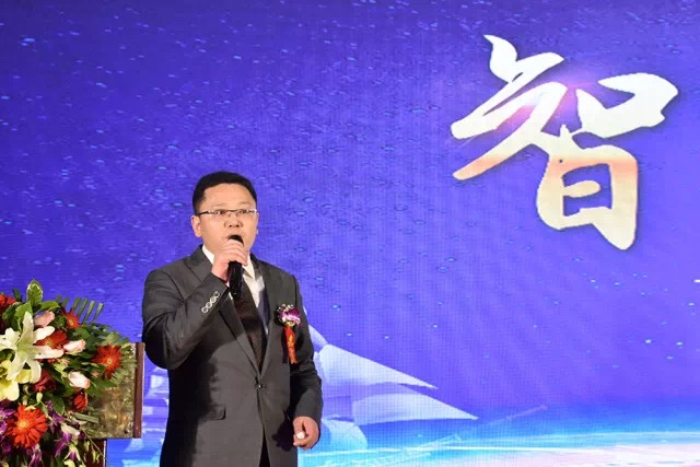 力诺瑞特太阳能热水器工程,力诺瑞特太阳能采暖系统