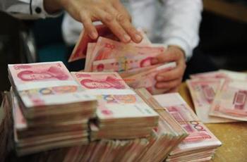 闲钱放余额宝里靠谱吗,闲钱存入银行还是余额宝划算