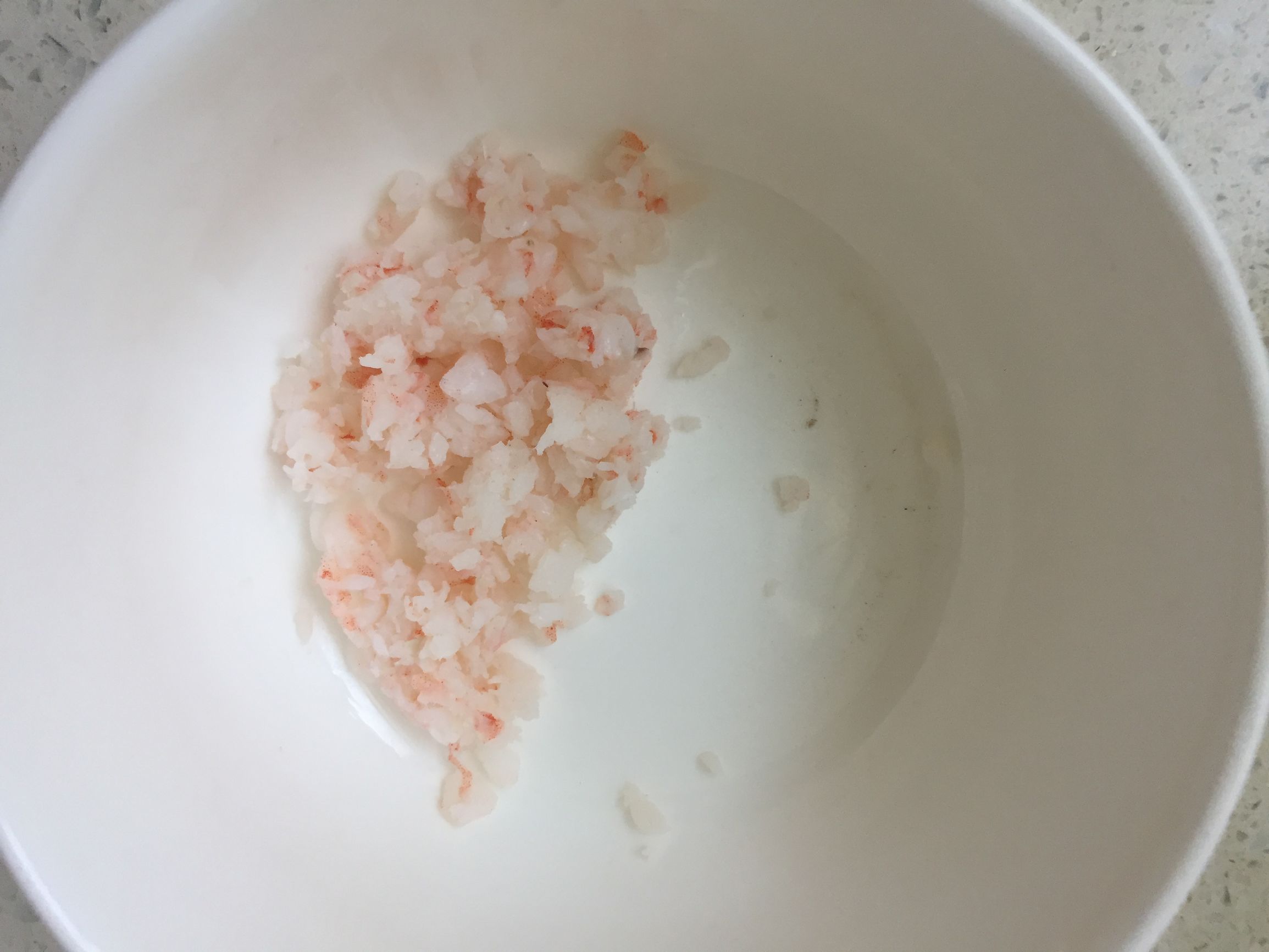 菠菜鸡蛋虾仁汤宝宝辅食,菠菜鸡蛋虾仁汤小孩