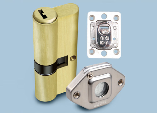 c级锁芯与超c级锁芯哪个更好,b级和c级锁芯钥匙对比图