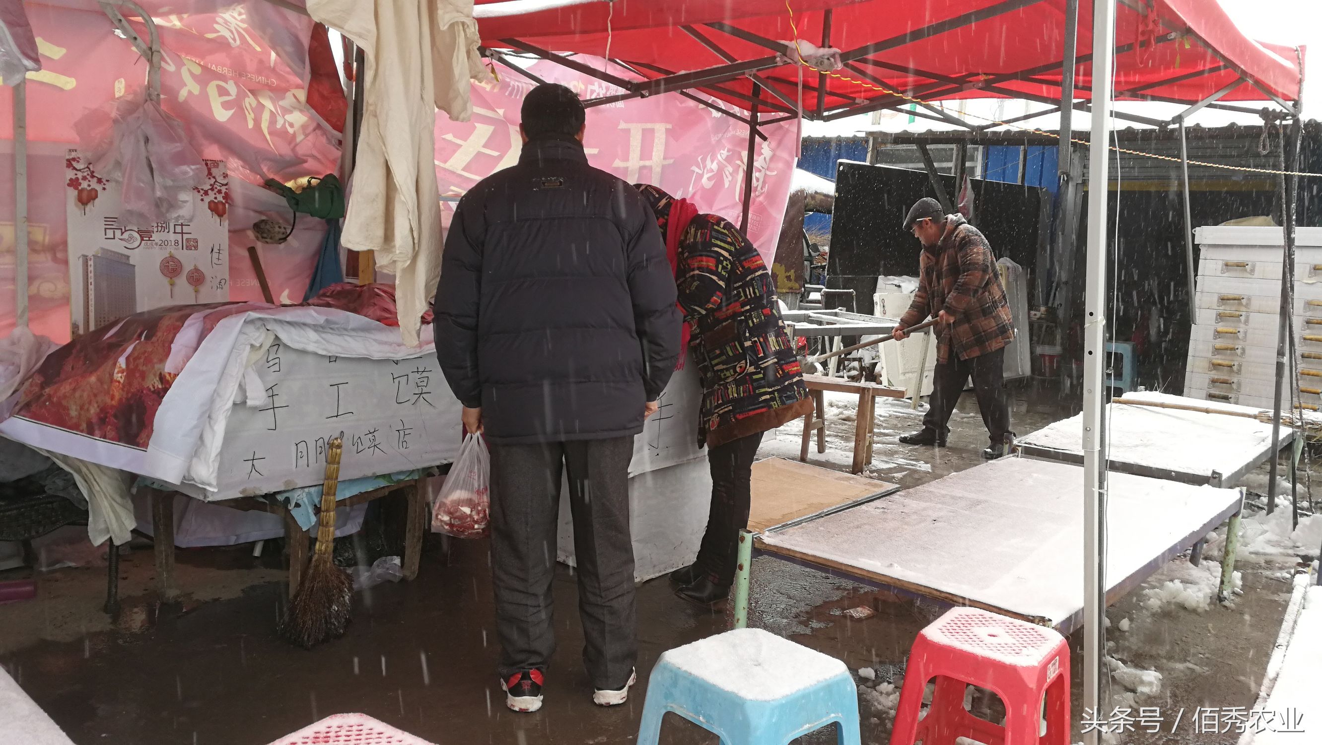 手工馒头摆摊2元一斤挣钱吗,农村做馒头赚钱