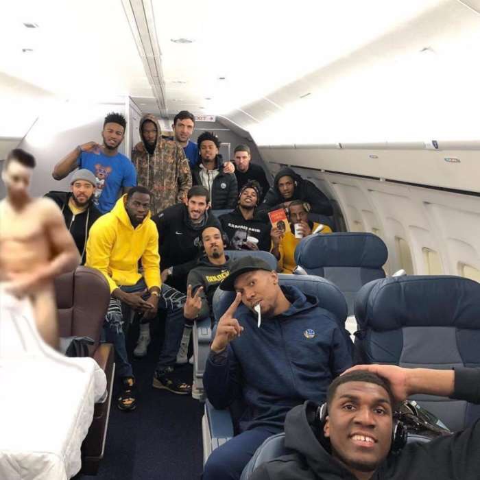 库里新秀赛季被霸凌,库里惨遭7岁小男孩晃飞颜面无存