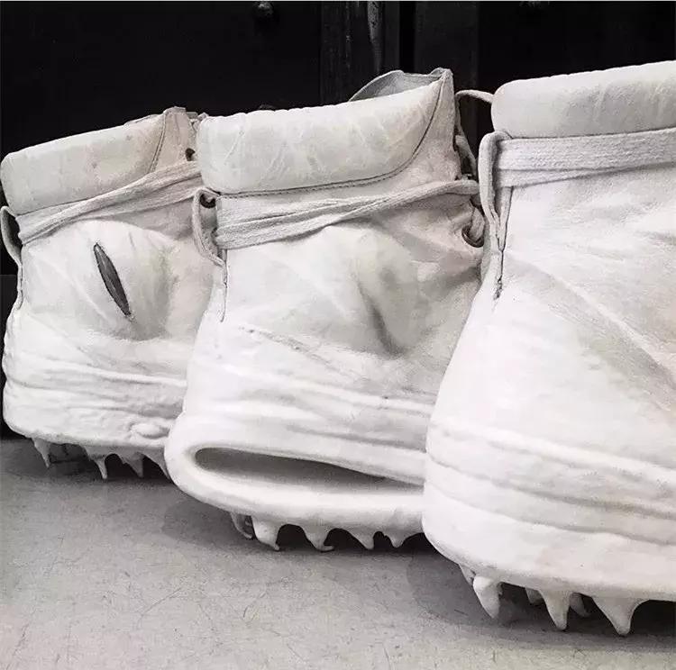 穿上最贵的鞋,穿着最贵鞋走最艰难路