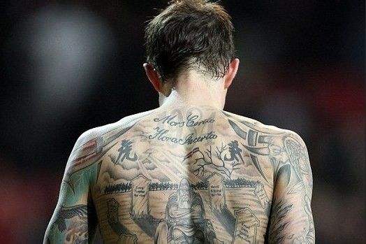 C罗不纹身,不喝酒不吸烟,这样的好榜样哪里去找?