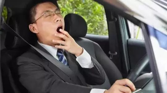 呼吸机戴了还是呼吸困难,宁波呼吸机使用方法