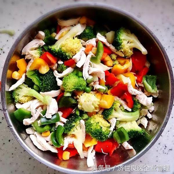 怀孕晚餐吃什么有营养不长胖,晚餐这样吃营养又高效