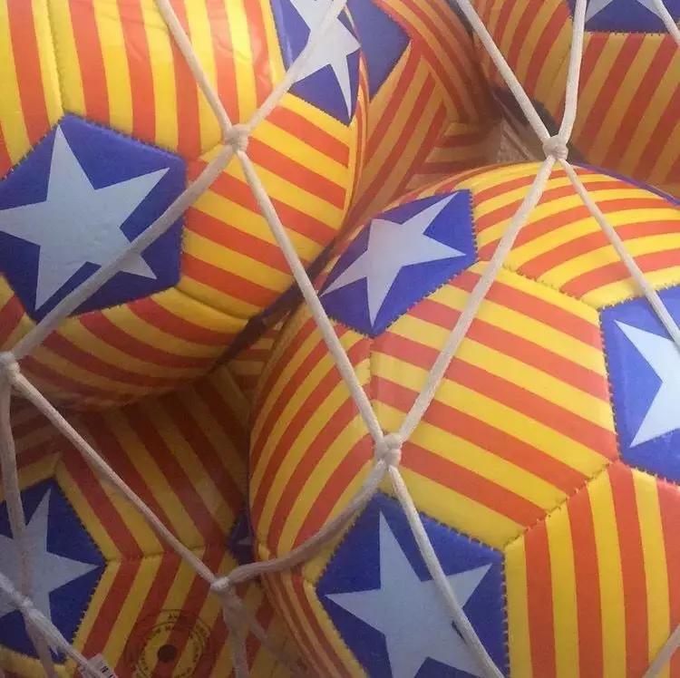 井盖虽然天天见,但不是所有人都能发现它的美