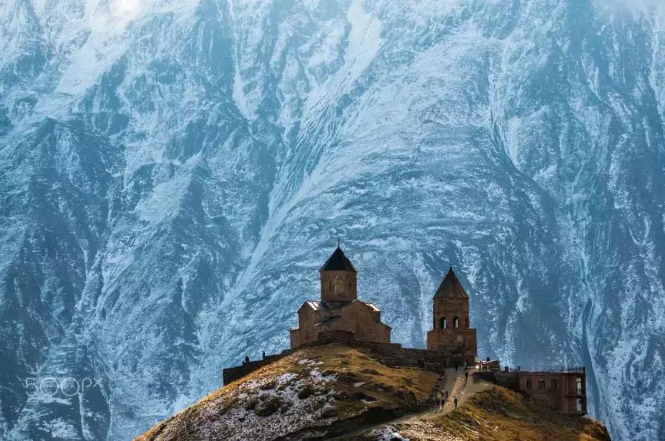 这个极具欧式风情的亚洲国家，景点几乎免费开放，电子签超方便！