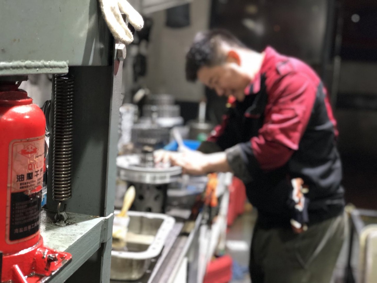 宝马750变速箱跳挡,宝马750变速箱