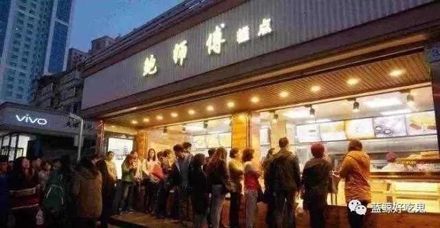 十大最值得去的店铺 (盘点那些奇葩的店铺)