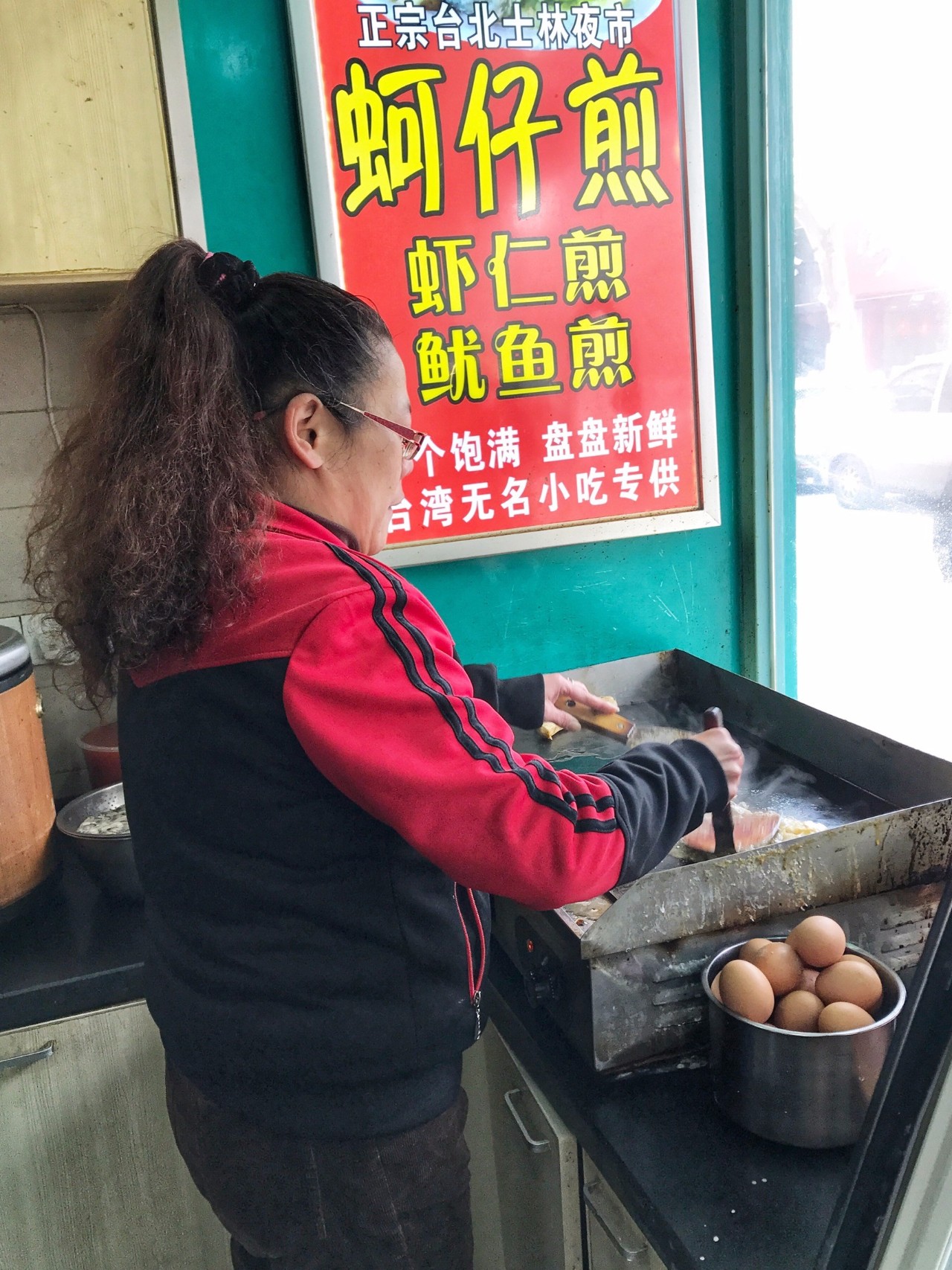南京有名的新街口小吃街,南京新街口明瓦廊美食街旅馆