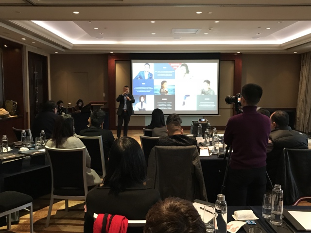 创二教育创业女神发布会举行旭日五环朱辉现场演讲分享观点